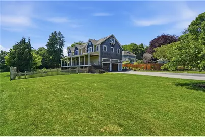 2269 East Main Road, Portsmouth, RI 02871 - Photo 4