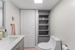 81 Mt View Dr, Cranston, RI 02920 - Photo 28