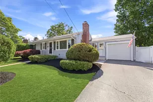 81 Mt View Dr, Cranston, RI 02920 - Photo 2