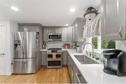 81 Mount View Drive, Cranston, RI 02920 - Photo 8