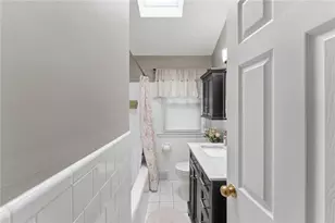 81 Mt View Dr, Cranston, RI 02920 - Photo 18