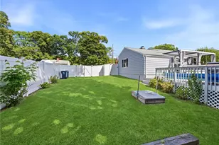 81 Mt View Dr, Cranston, RI 02920 - Photo 36