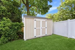 81 Mt View Dr, Cranston, RI 02920 - Photo 38