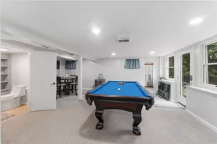 81 Mt View Dr, Cranston, RI 02920 - Photo 24