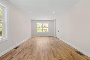 129 Briggs St, Providence, RI 02905 - Photo 24