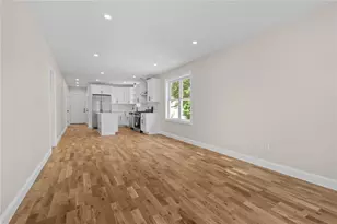 129 Briggs St, Providence, RI 02905 - Photo 8