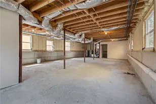 129 Briggs St, Providence, RI 02905 - Photo 36