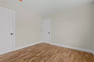 129 Briggs St, Providence, RI 02905 - Photo 14