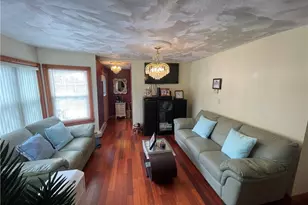 50 Washington Ave, East Providence, RI 02915 - Photo 4