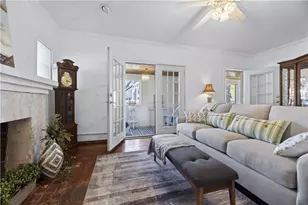 16 Courtway St, Narragansett, RI 02882 - Photo 10
