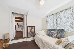 36 Maple St, South Kingstown, RI 02879 - Photo 8