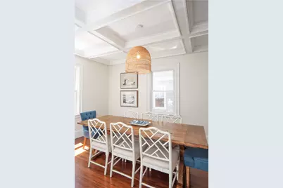 27 Mann Avenue, Newport, RI 02840 - Photo 12