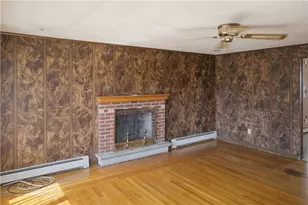 28 City View Pkwy, Johnston, RI 02919 - Photo 8