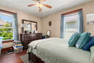 57 Sterling St, Pawtucket, RI 02860 - Photo 14