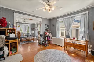 57 Sterling St, Pawtucket, RI 02860 - Photo 12