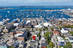 26 Franklin St, Newport, RI 02840 - Photo 8