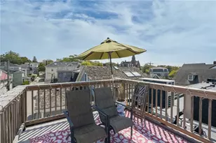 26 Franklin St, Newport, RI 02840 - Photo 32