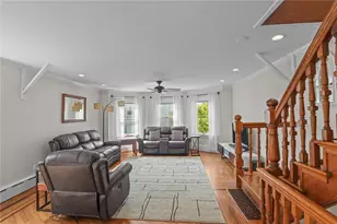 26 Franklin St, Newport, RI 02840 - Photo 18