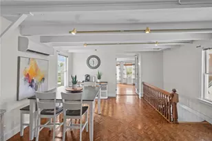 26 Franklin St, Newport, RI 02840 - Photo 12