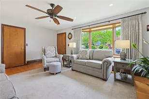 3 King St, Bristol, RI 02809 - Photo 8