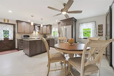 3 King Street, Bristol, RI 02809 - Photo 1