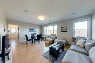 2 E Blvd, Middletown, RI 02842 - Photo 12