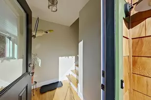 2 E Blvd, Middletown, RI 02842 - Photo 2
