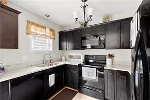 1 Jupiter Ln, Richmond, RI 02898 - Photo 4