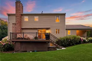 4 High Ridge Dr, Lincoln, RI 02865 - Photo 2