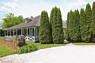 215 Coggeshall Ave, Newport, RI 02840 - Photo 42