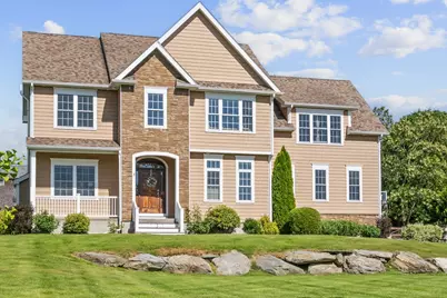 131 Greystone Terrace, Portsmouth, RI 02871 - Photo 1