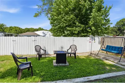 34 Lake Avenue, Barrington, RI 02806 - Photo 32