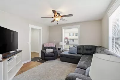 34 Lake Avenue, Barrington, RI 02806 - Photo 12