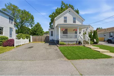 34 Lake Avenue, Barrington, RI 02806 - Photo 2