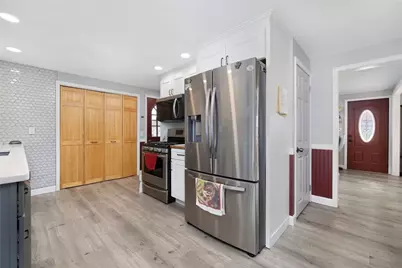 22 Mayfield Street, Pawtucket, RI 02861 - Photo 14