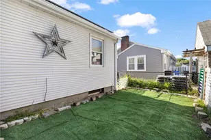 22 Mayfield St, Pawtucket, RI 02861 - Photo 40