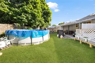 22 Mayfield St, Pawtucket, RI 02861 - Photo 34