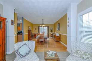 394 Westmoreland Ln, North Kingstown, RI 02874 - Photo 10