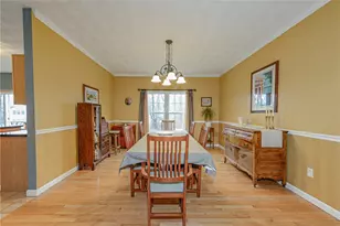 394 Westmoreland Ln, North Kingstown, RI 02874 - Photo 10