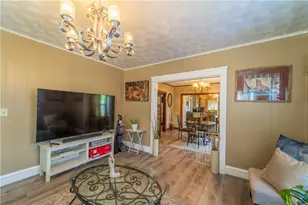 18 Dunnell Ave, Pawtucket, RI 02860 - Photo 2