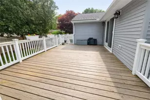 19 Redwood Dr, Coventry, RI 02816 - Photo 18