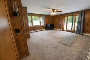 19 Redwood Dr, Coventry, RI 02816 - Photo 6