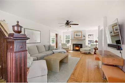 138 Gibbs Avenue, Newport, RI 02840 - Photo 18