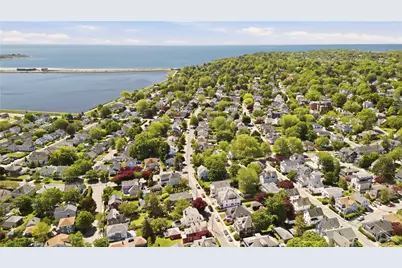 138 Gibbs Avenue, Newport, RI 02840 - Photo 8