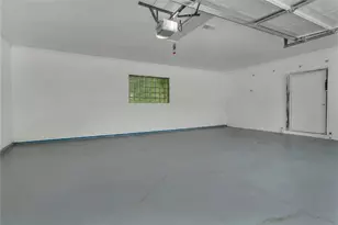 81 Bristol Ferry Rd, Portsmouth, RI 02871 - Photo 38
