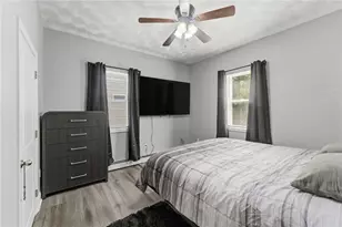 19 Curry Rd, Cranston, RI 02920 - Photo 10
