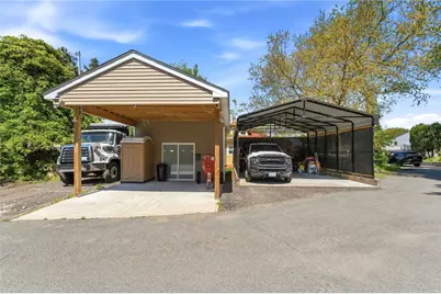 19 Curry Road, Cranston, RI 02920 - Photo 14