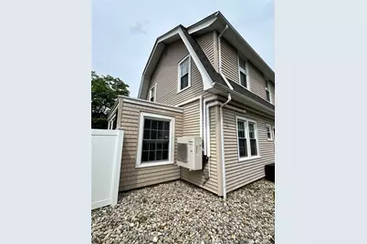 21 Euston Avenue, Cranston, RI 02910 - Photo 4