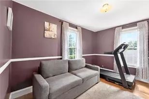 21 Euston Ave, Cranston, RI 02910 - Photo 26