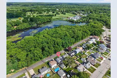82 Parkside Avenue, Pawtucket, RI 02861 - Photo 28